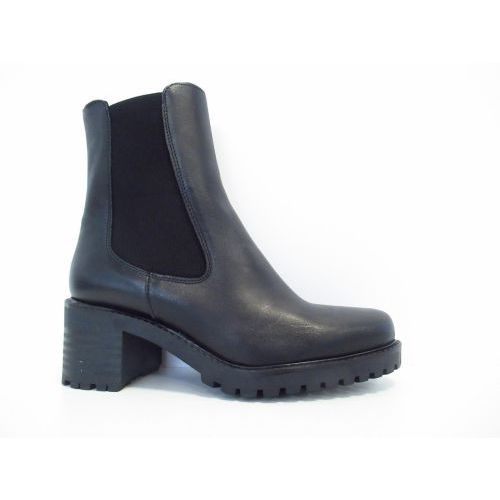 MISS BEHAVE laars laag zwart