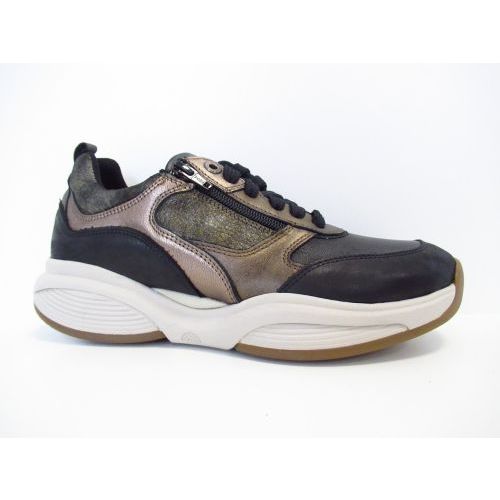 XSENSIBLE veterschoen zwart